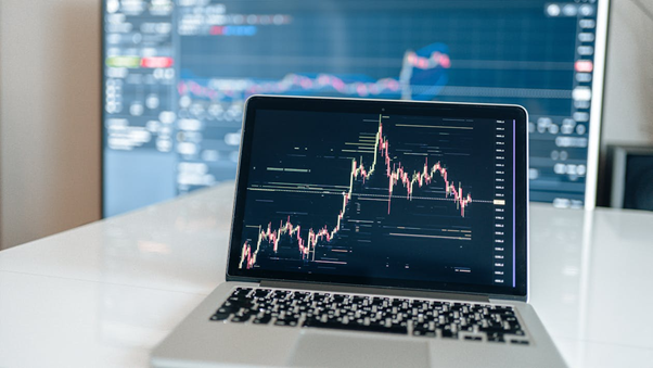 The S&P 500 Index is trading at an all-time high and approaching the next major milestone: 7,500 points. At the end of March, when the same index was below 6,500 points, there were few optimists who had joined the ranks of the Wall Street bulls. Pretiorates was one of them, and that’s where we remain. Even if politicians continue to give the impression that they’re living on another planet.
The closure of the Strait of Hormuz benefits U.S. energy companies above all. Although parts of their infrastructure in war-torn regions were damaged or destroyed, Q1 results clearly showed that lower production was more than adequately offset by higher market prices. The U.S. energy powerhouse is likely to be largely supplied with oil, as are most African and the big Asian countries, which can benefit from domestic production or Russian supplies. The situation is different in Europe and several Western-oriented Asian countries: the actual oil shock is likely to become apparent there only once inventories eventually fall to lower levels.
<a href="https://financefeeds.com/wp-content/uploads/2026/05/1-1.png"></a>
The high-tech industry in the U.S. has been barely affected by the war. Investments in new data centers are enormous—several hundred billion dollars, as we discussed in an earlier issue. Anyone who speaks of an AI bubble is essentially implying that the big IT giants don’t know what they’re doing. Our view is rather this: Perhaps many others simply haven’t yet understood what’s coming our way. IT companies know their business better than anyone else. And one thing is obvious: The industry is booming.
Another US sector that will also benefit from this is utilities. In just a few years, data centers will generate an immense demand for electricity. The intriguing question remains: Where is all that power supposed to come from?
Back to the beginning of this article: Wall Street is in record-breaking spirits. And when the champagne corks are popping on Wall Street, profits usually flow in the financial scene as well. It’s clear that the largest US sectors are actually doing brilliantly; it’s just that sentiment is (unfortunately) heavily clouded by geopolitical developments.
That is why the <a href="https://financefeeds.com/pretiorates-thoughts-99-future-in-overdrive-present-on-pause/" title="Pretiorates’ Thoughts 99 – Future in Overdrive, Present on Pause">Smart Investors Action</a> continues to indicate that ‘smart investors’ are still accumulating. Even though the red area and yellow dots show initial signs that the market might be taking a temporary breather.
<a href="https://financefeeds.com/wp-content/uploads/2026/05/2-1.png"></a>
While sentiment on Wall Street has calmed down somewhat recently, the sentiment indicator continues to point to pronounced optimism. Negative surprises can therefore still be absorbed quite well.
<a href="https://financefeeds.com/wp-content/uploads/2026/05/3-1.png"></a>
Perhaps a word of caution is warranted by the fact that the appetite for more aggressive financial assets such as stocks and high-yield bonds has risen sharply at the same time. A pronounced ‘risk-on’ sentiment is evident in the record-high correlation between these two risk assets. This is not a sell signal, but it shows that Wall Street bulls have the situation under control as long as this correlation does not suddenly begin to correct.
<a href="https://financefeeds.com/wp-content/uploads/2026/05/4-1.png"></a>
The sharp rise in energy prices, coupled with strong sectors—this smells quite distinctly of rising inflation. In fact, both the Consumer Price Index (CPI) and the Producer Price Index(PPI), released this week, came in significantly higher than expected. However, this development is not really surprising: Given the high oil price and the sharp rise in the ISM Services PMI Report over the past few months—which has repeatedly proven to be a good leading indicator of inflation trends—higher inflation was to be expected.
<a href="https://financefeeds.com/wp-content/uploads/2026/05/5-1.png"></a>
The <a href="https://financefeeds.com/global-fx-market-summary-fed-ecb-us-china-trade-relations-economic-data-9-june-2025/" title="Global FX Market Summary: FED, ECB, US-China Trade Relations, Economic Data 9 June 2025">Producer Price Index</a>, in particular, came in significantly higher than expected. But we’d like to remind you of a previous edition of our Thoughts: It’s not the case that a significantly higher PPI automatically affects the CPI sooner or later. On the contrary: The two inflation indices correlate very strongly with a three-month time lag.
<a href="https://financefeeds.com/wp-content/uploads/2026/05/6-1.png"></a>
This chart shows the high correlation between the oil price and inflation. Given the high oil price, one might expect inflation to skyrocket as well. That is certainly possible. But here we’re playing the ‘this time it’s different’ card. The longer the Strait of Hormuz remains closed, the more severe the oil shock is likely to be. Not necessarily in terms of oil prices themselves, since there is generally enough oil available. Oil products, on the other hand, could see a price explosion. Refining costs and processing costs are likely to skyrocket. However, we still assume that the Strait of Hormuz will reopen sooner or later. Then there is likely to be a glut of oil. That is why we are ignoring this chart—for now. We also recall our previous Thoughts: Swap rates have not (yet?) reacted to inflation fears either.
<a href="https://financefeeds.com/wp-content/uploads/2026/05/7-1.png"></a>
Another consequence of higher inflation would be higher market yields, i.e., higher interest rates. The new Fed Chair, Kevin Warsh, is on the verge of being confirmed by the U.S. Senate and taking office in a few days. The question is whether he will opt to combat inflation—or support the economy with lower interest rates.
The market’s reaction to his first official act is likely to be strong: The 30-year <a href="https://financefeeds.com/global-fx-market-summary-weak-u-s-jobs-data-australias-economic-strength-gold-reaches-record-high-8-september-2025/" title="Global FX Market Summary: Weak U.S. Jobs Data, Australia’s Economic Strength, Gold Reaches Record High, 8 September 2025">U.S. Treasury yield</a> is on the verge of breaking through the 5 percent barrier—or facing a sharper correction.
<a href="https://financefeeds.com/wp-content/uploads/2026/05/8-1.png"></a>
A small majority in the market currently expects that an interest rate hike could occur.
<a href="https://financefeeds.com/wp-content/uploads/2026/05/9-1.png"></a>
Which brings us to U.S. consumers, as they would be the ones to bear the brunt of inflation. But here, too, it’s important to set the record straight on an age-old rumor: Yes, U.S. household debt has continued to rise in recent years. Since 2003, it has climbed from around $7 trillion to over $18 trillion today.
<a href="https://financefeeds.com/wp-content/uploads/2026/05/10-1.png"></a>
But what is often swept under the rug is this: disposable income has risen even more sharply. The ratio of these two figures stood at over 115 percent during the financial crisis nearly twenty years ago—meaning U.S. household debt exceeded disposable income. Since then, however, the situation has improved significantly. The ratio stands at just above 80 percent today. In other words: The U.S. consumer is no longer quite as weak as his reputation suggests—at least on average. Wolfstreet.com has written a great <a href="https://wolfstreet.com/2026/05/12/household-debts-debt-to-income-ratio-serious-delinquencies-foreclosures-collections-bankruptcies-in-q1-2026/">article</a> on this topic, which we recommend to interested readers.
<a href="https://financefeeds.com/wp-content/uploads/2026/05/12-1.png"></a>
So we see: It’s not just high energy prices due to the war with Iran that are fueling inflation concerns. Higher interest rates, should they come, are something U.S. consumers can now handle much better than they could during the financial crisis. The markets are therefore likely to be waiting with bated breath for the new Fed chair’s first words. What will he emphasize?