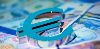 EUR/USD Plunges Amid Geopolitical Turmoil — 3 March 2026